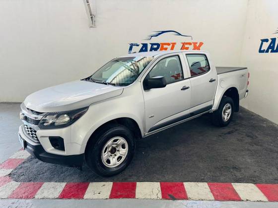 CHEVROLET S10 2.8 16V TURBO DIESEL LS CD 4X4 MANUAL CHEVROLET S10 2.8 16V TURBO DIESEL LS CD 4X4 MANUAL